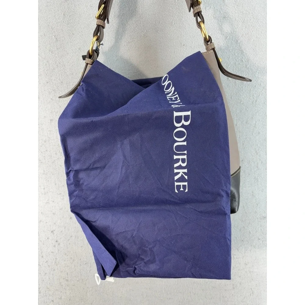 Dooney & Bourke Hobo Bag & Wallet Large Mushroom Black Leather Tassel CF937